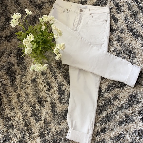 White loft curvy ankle jeans - Picture 2 of 4